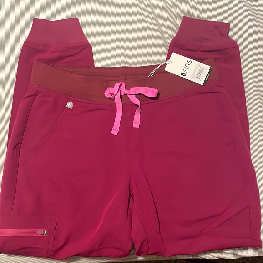 Figs dark magenta, Zamora jogger Small Petite
